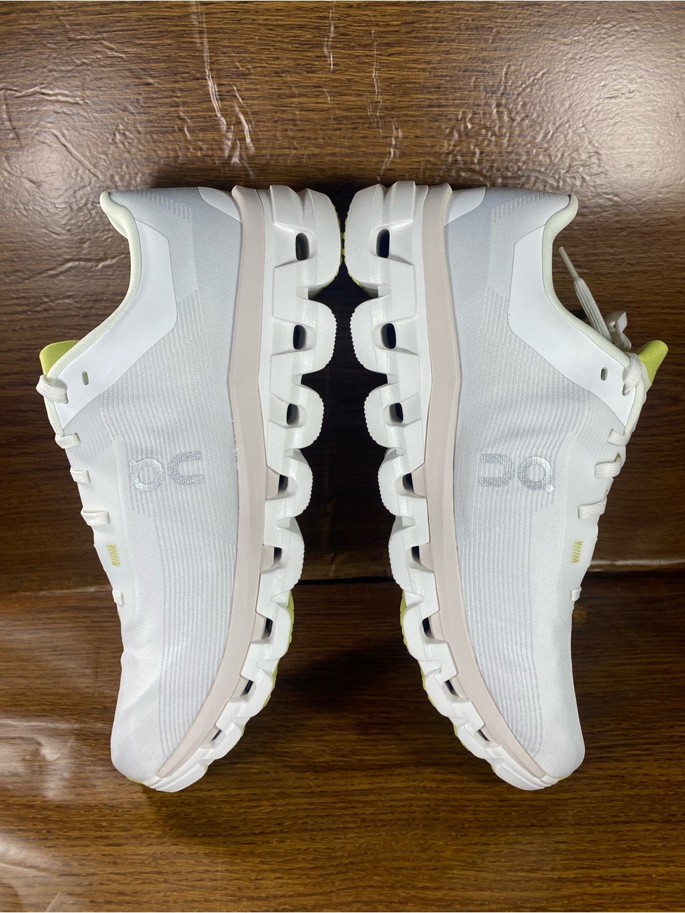 On Running Cloudflow mens shoe size 9.5 - Picture 8 of 11